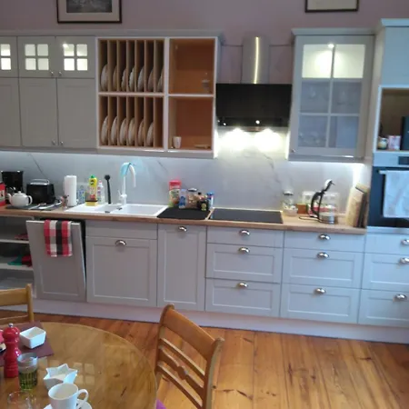 Luxury 1 Bed-room Flat 65m2 Apartment *